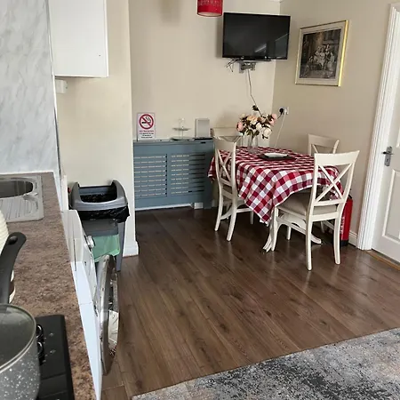 Apartment The Coach House